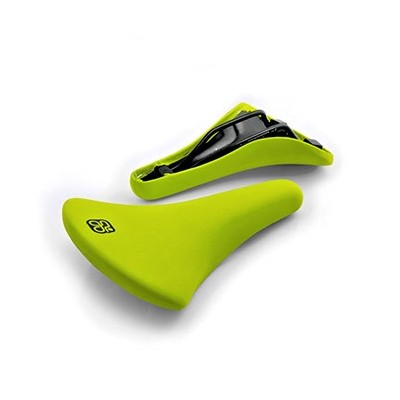 PUHOS SADDLE - GROEN